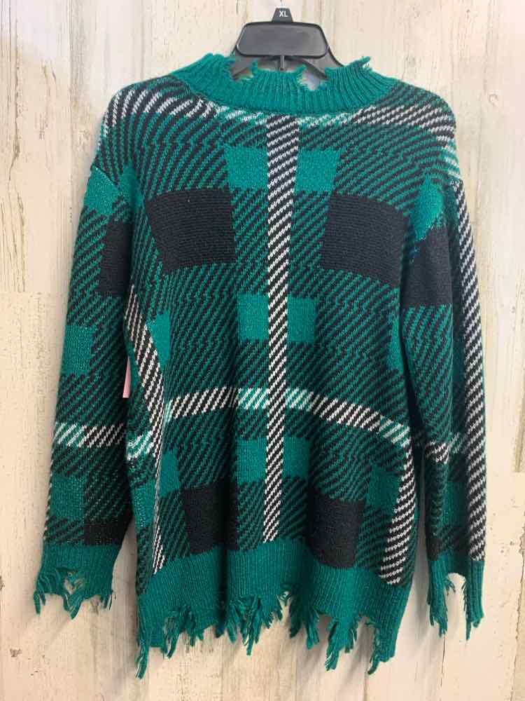 PRE-OWNED CATO Tops Size M Green LONG SLEEVES Sweater/DISTRESSED HEMS