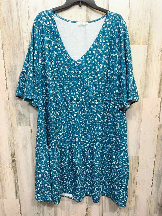 PRE-OWNED PINUP FASHION Dresses and Skirts Size 20 teal/white Floral Dress/TIERE