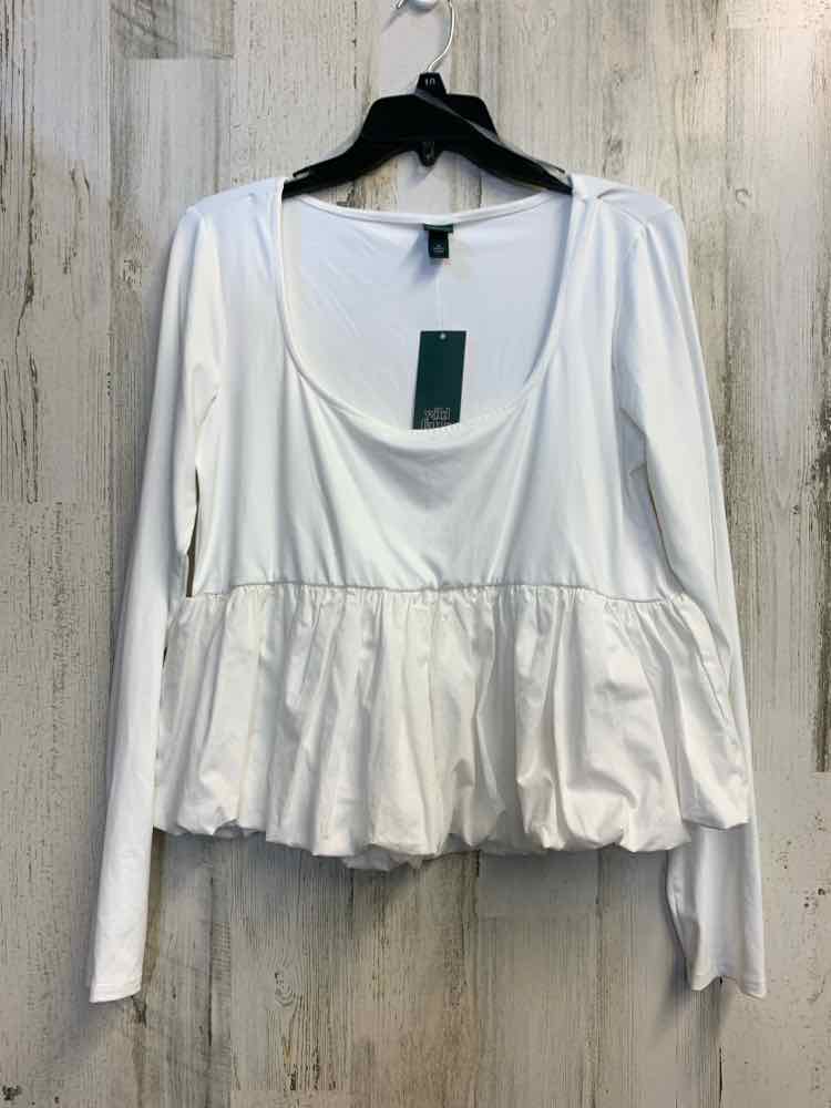 NWT WILD FABLE Tops Size XL White LONG SLEEVES TOP