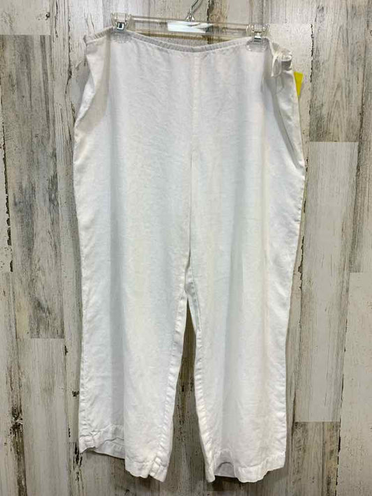 PRE-OWNED Size L EILEEN FISHER BOTTOMS White Linen WIDE LEG CAPRI