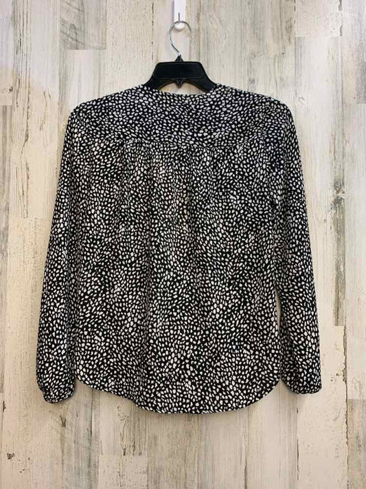 NWT INC Tops Size S BLK/WHT SPOTS LONG SLEEVES TOP