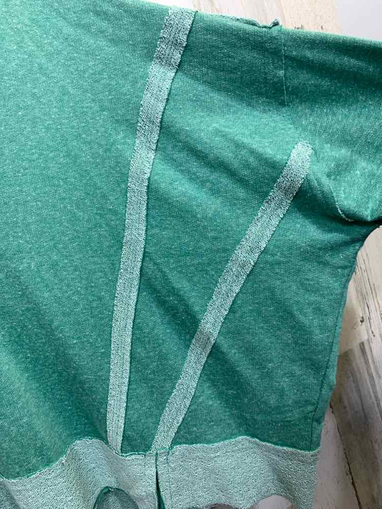 NWT ZENANA Size L/XL Tops Green MOTTLED LONG SLEEVES HOODED PULLOVER