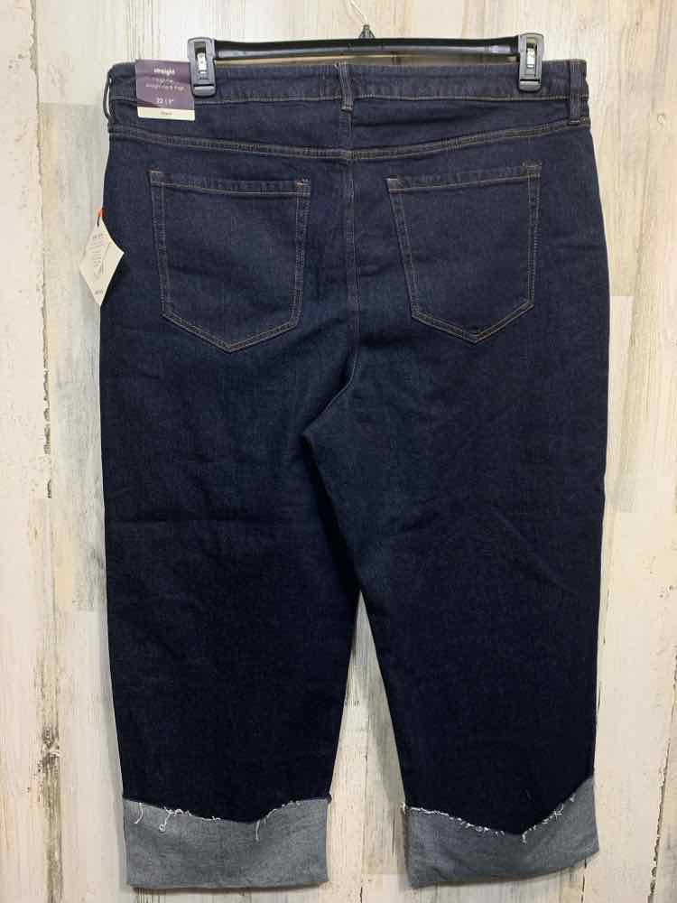 NWT Size 22 AVA VIV PLUS SIZES Navy Denim/HIGH-RISE CROPPED JEANS