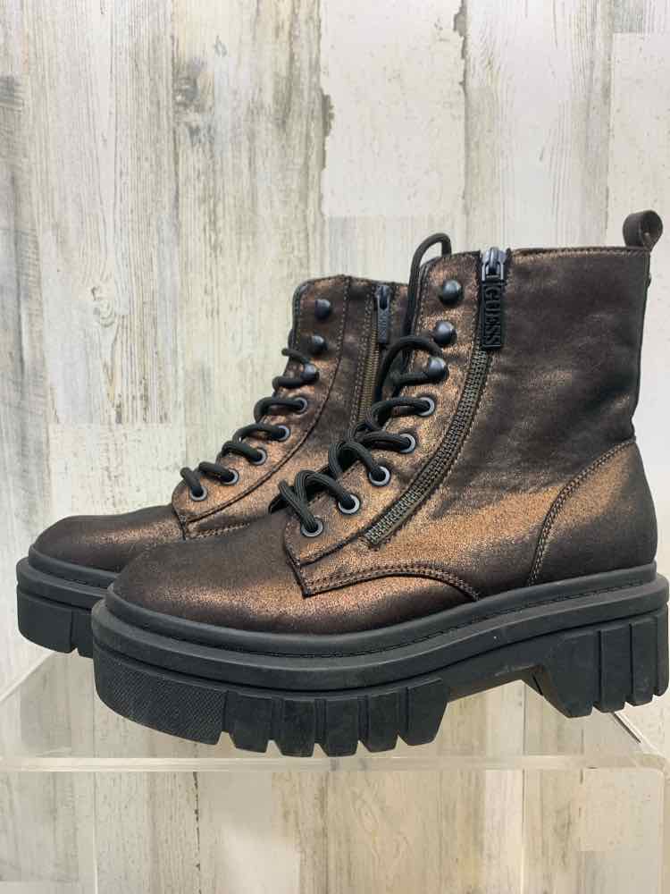 NWT GUESS SHOES Shoe Size 8 COMBAT BOOT Boots/SPARKLE BRONZE COMBAT BOOT