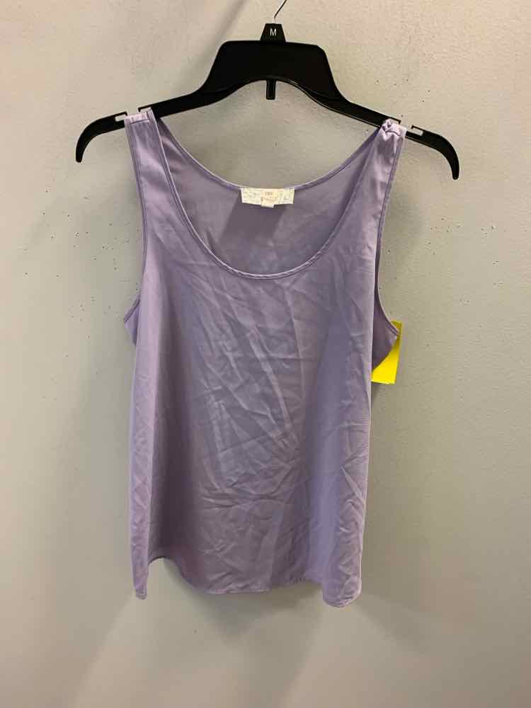 PINK REPUBLIC Tops Size M LAVENDAR SLEEVELESS TOP