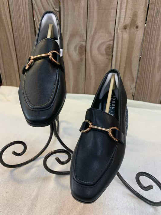 NWT JOURNEE COLLECTION SHOES 7.5 Black LOAFER Shoes