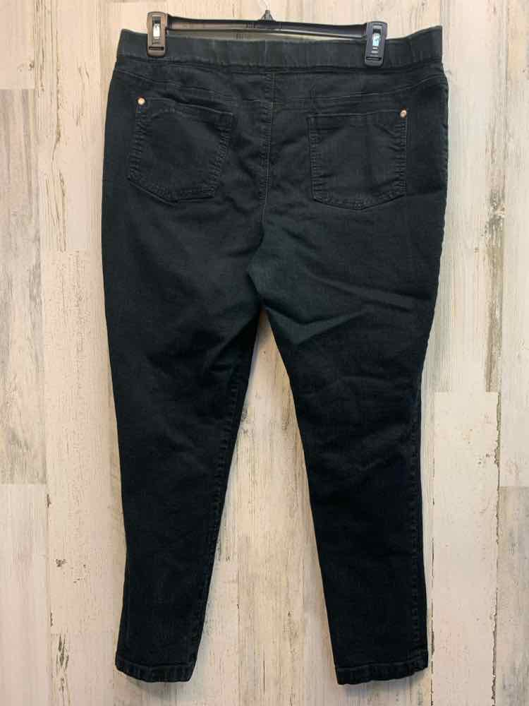 Size 18 FADED GLORY PLUS SIZES Black TAPERED Jeans