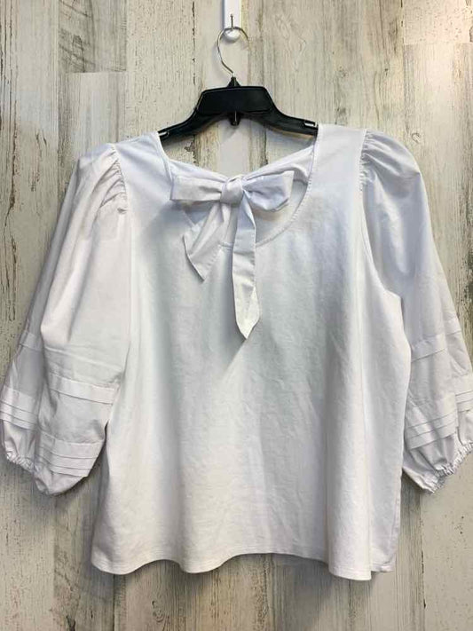 PRE-OWNED CROWN & IVY PLUS SIZES Size XXL WHT BISHOP SLEEVES TOP