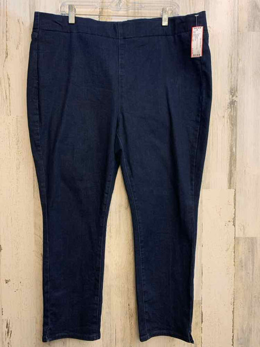 PRE-OWNED Size 18P NYDJ PLUS SIZES Blue STRAIGHT Pants/SLITS ON SIDE