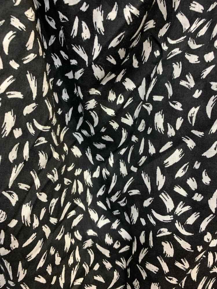 NWT ON THE 34TH Tops Size XL BLACK/WHITE PAINT BRUSH RUFFLE SLEEVE Tank Top/BOXY