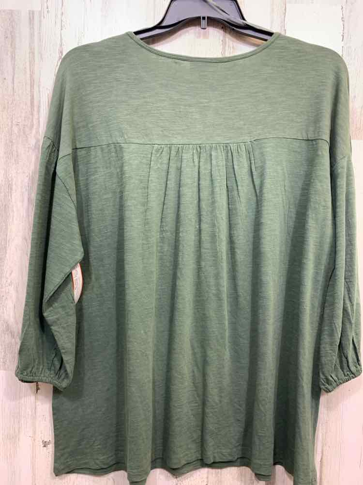 NWT STYLE & CO Tops Size 3X Green PUFF SLEEVES Blouse