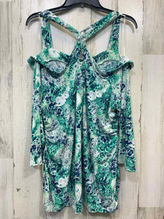 PRE-OWNED CATO Tops Size 1X GREEN/BLU Floral OFF SHOULDERS TOP/CRIS-CROSS TANK/W
