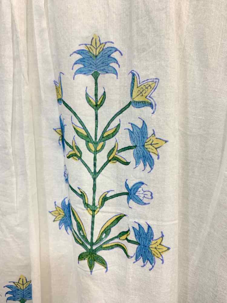 NWT ZZ Dresses and Skirts Size M WHITE/LT BLUE Floral SUNDRESS Dress/LONG SLEEVE
