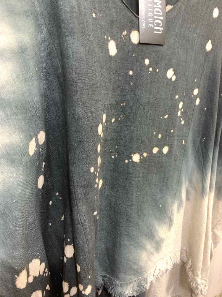 NWT UMGEE/DISTRESSED HEM RELAXED FIT SHORT-SLEEVE