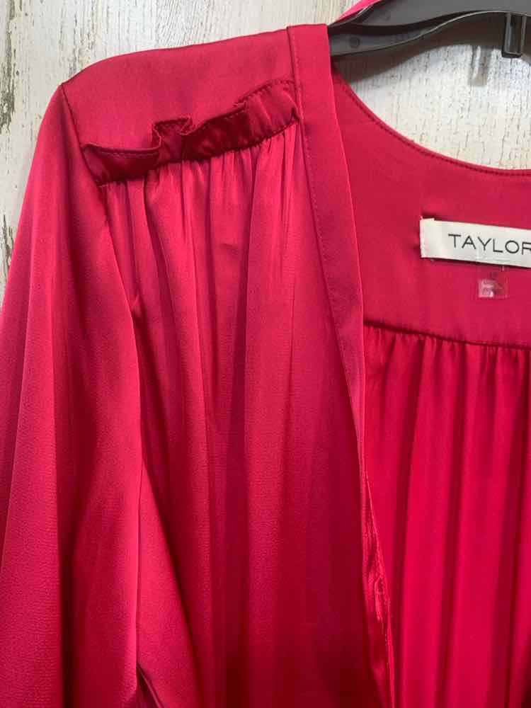 NWT TAYLOR Dresses and Skirts Size 12 Fuschia LONG SLEEVES Dress