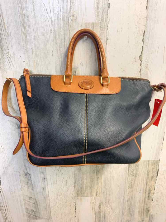 PRE-OWNED DOONEY &  BOURKE BLACK/BROWN Purse/DOONEY & BOURKE PEBBLED GRAIN LEATH