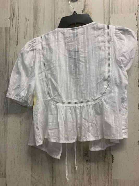 NWT WILD FABLE Tops Size XS White Solid SHORT SLEEVES Shirt/WHITE SHORT SLEEVES