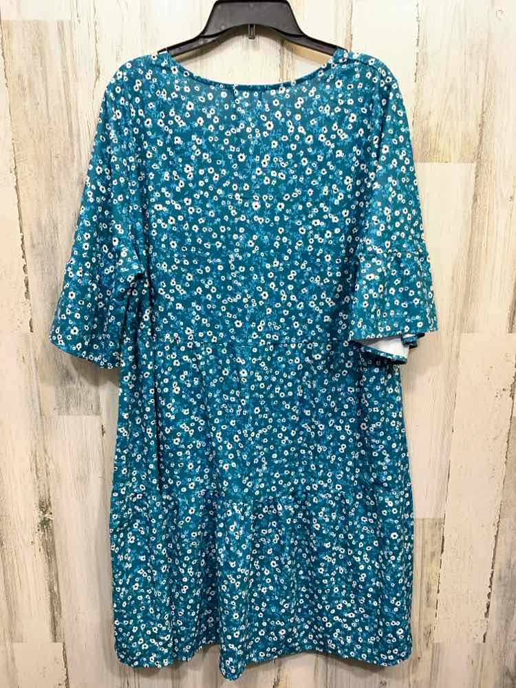 PRE-OWNED PINUP FASHION Dresses and Skirts Size 20 teal/white Floral Dress/TIERE