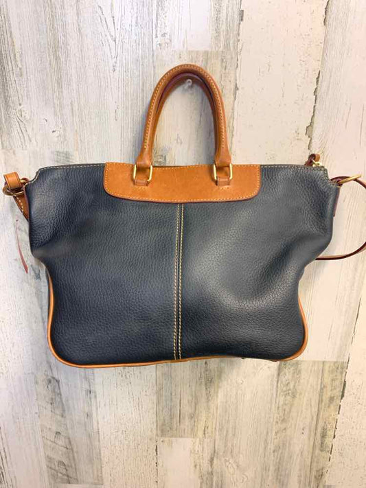 PRE-OWNED DOONEY &  BOURKE BLACK/BROWN Purse/DOONEY & BOURKE PEBBLED GRAIN LEATH