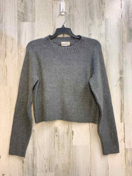 NWT UNIVERSAL THREADS Tops Size M Gray LONG SLEEVES TOP/CREW NECK SWEATER