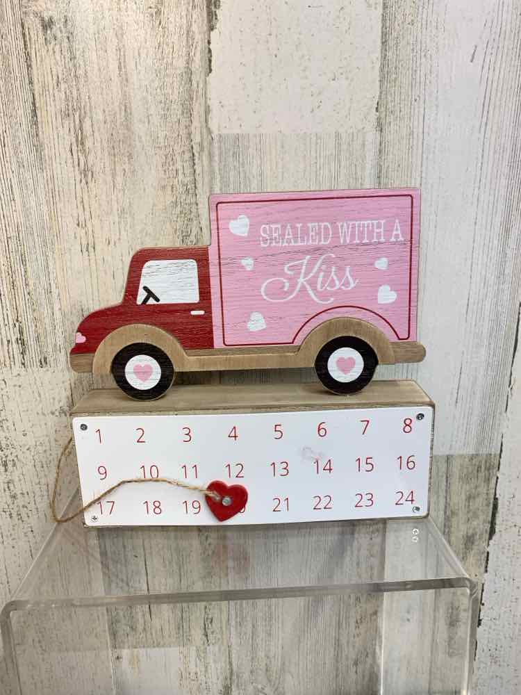 Holiday Item/VALENTINE'S POSTAL TRUCK