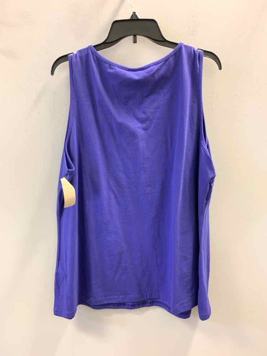 Size 22/24 AVENUE TOP