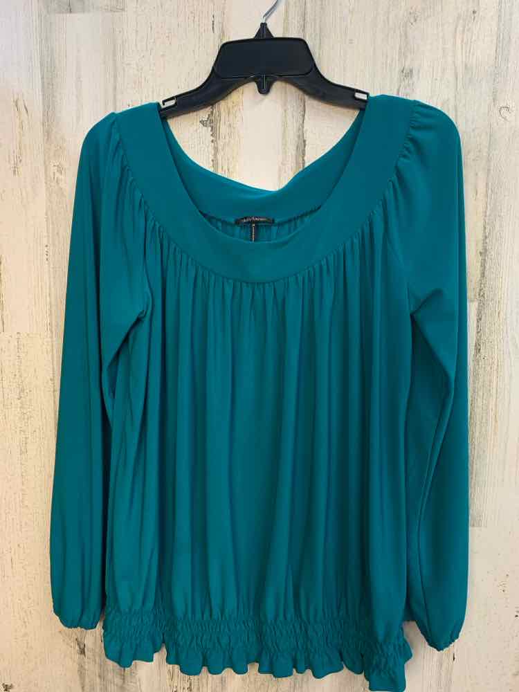 PRE-OWNED DAISY FUENTES Tops Size M Teal LONG SLEEVES TOP/GATHERED SCOOP NECKLIN