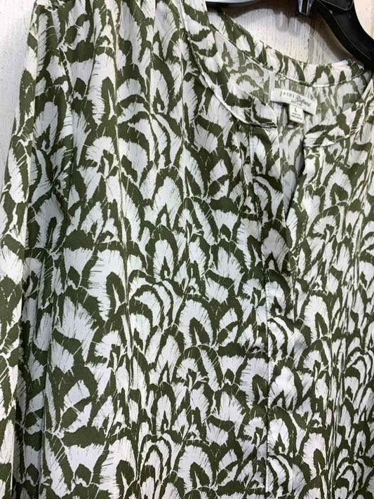 JACHS GIRLFRIEND Tops Size L Green Floral 3/4 LENGTH Blouse