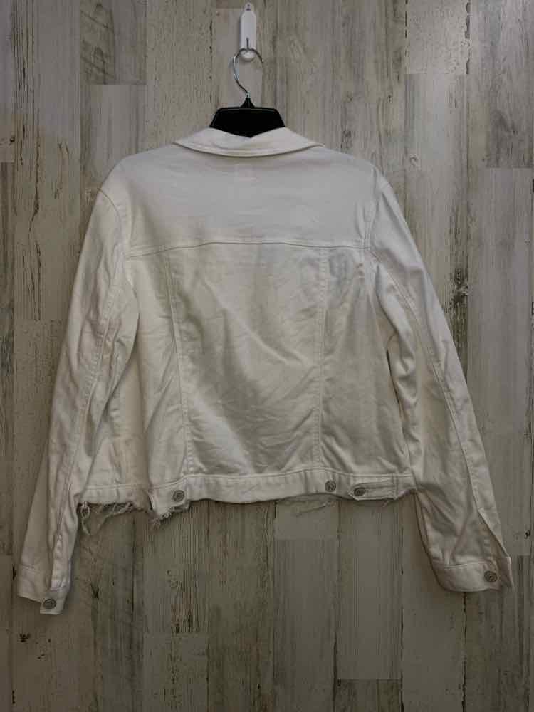 PRE-OWNED TIME AND TRU Tops Size L White LONG SLEEVES TOP/JEAN JACKET