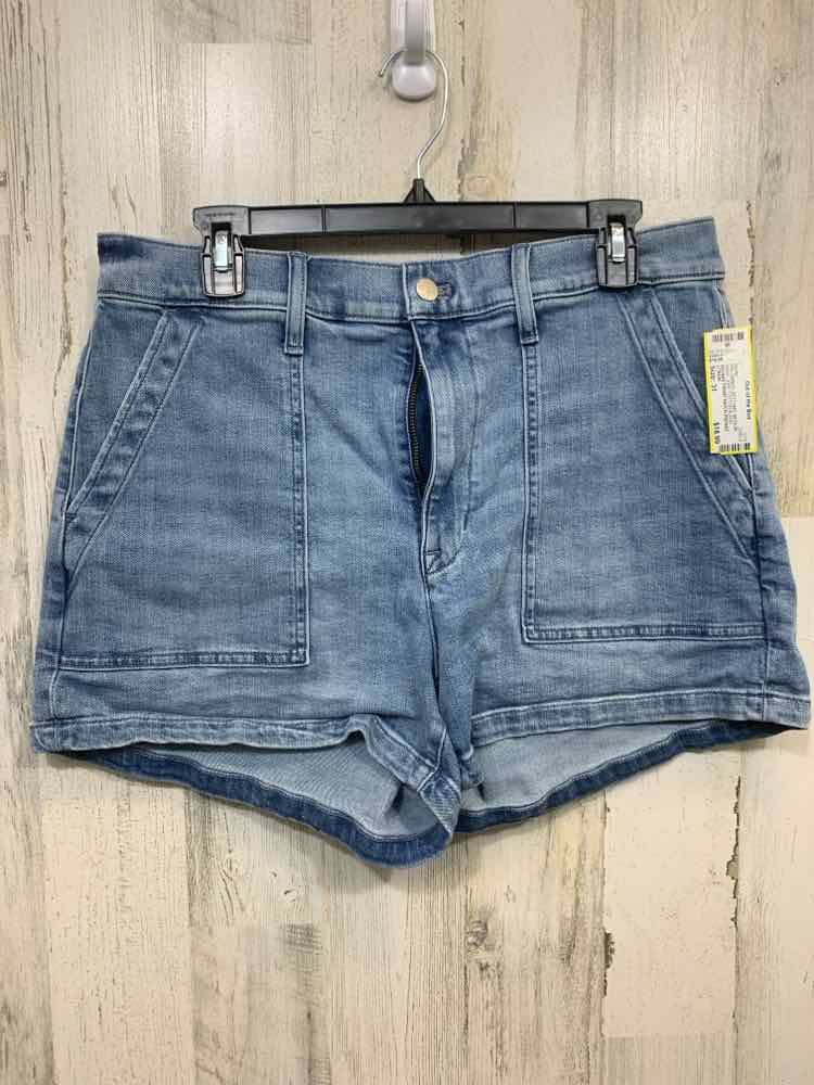 PRE-OWNED Size 31 J CREW/SQUARE FRONT PATCH POCKET SHORTS