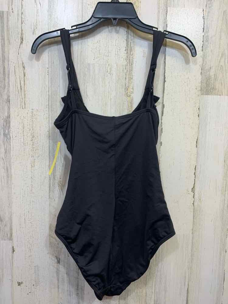 PRE-OWNED KENNETH COLE Swimwear Size M Black RUFFLES ONE PIECE Swimsuit/BLACK ON