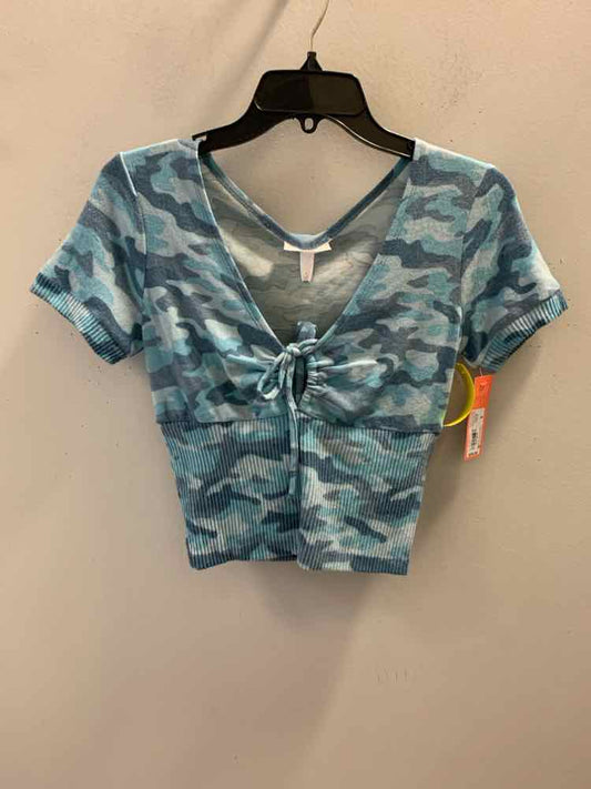 NWT COLSIE Tops Size S Blue Camoflage CROP TOP TOP