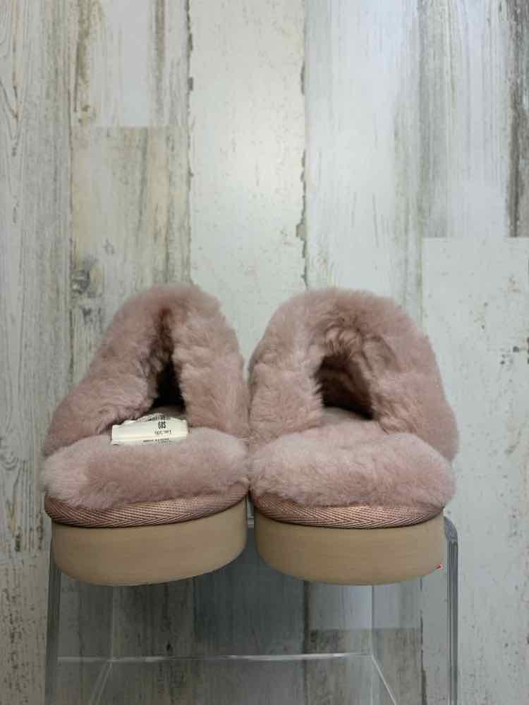 NWT DEAR FOAMS SHOES 10 DUSTY PINK Shoes/FAUX FUR LINED SLIPPERS