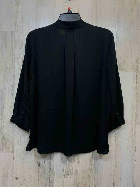 NWT INVESTMENTS Tops Size PL Black 3/4 LENGTH TOP