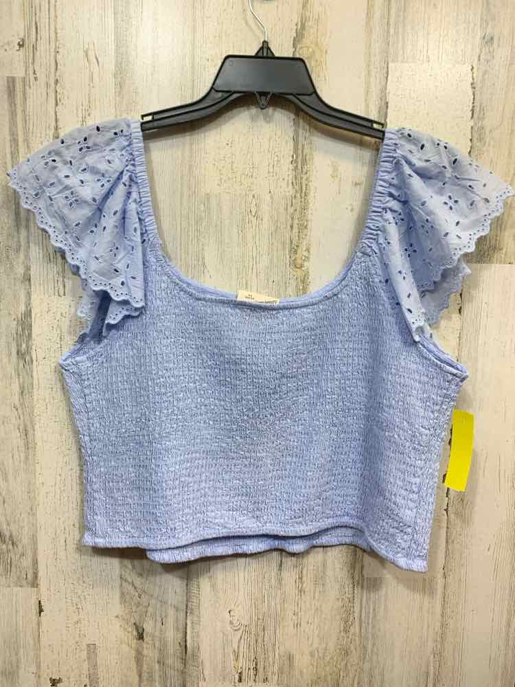 NWT UNIVERSAL THREADS/EYELET LACE SLEEVE DESIGN CROPPED TANK
