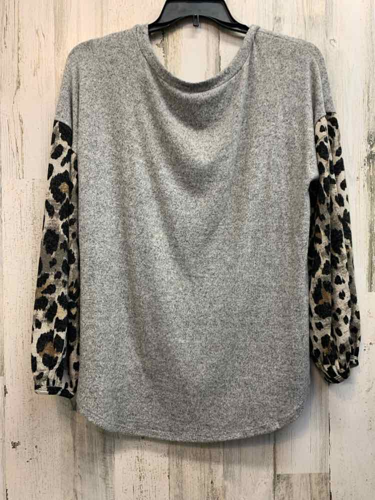 NWT JODIFL Tops Size L GRAY/TAN/BLK LEOPARD LONG SLEEVES TOP