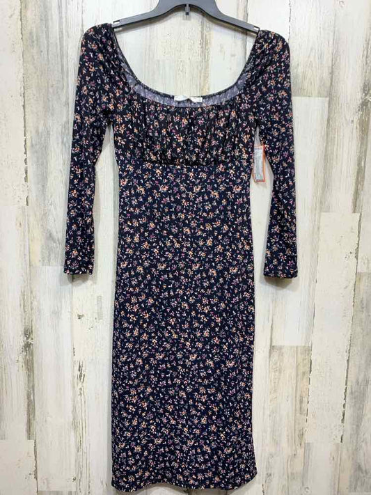 PRE-OWNED LUSH/LONG SLEEVE SMOCKED/ELASTIC NECKLINE FITTED WAIST DRESS