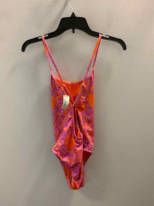 NWT LIBERTY & JUSTICE Swimwear Size M PINK/ORANGE BRANCHES 1 PC Swimsuit