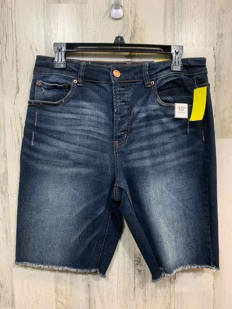 NWT Size 12 TIME AND TRUE BOTTOMS MEDIUM TO DARK WASH JEAN Shorts