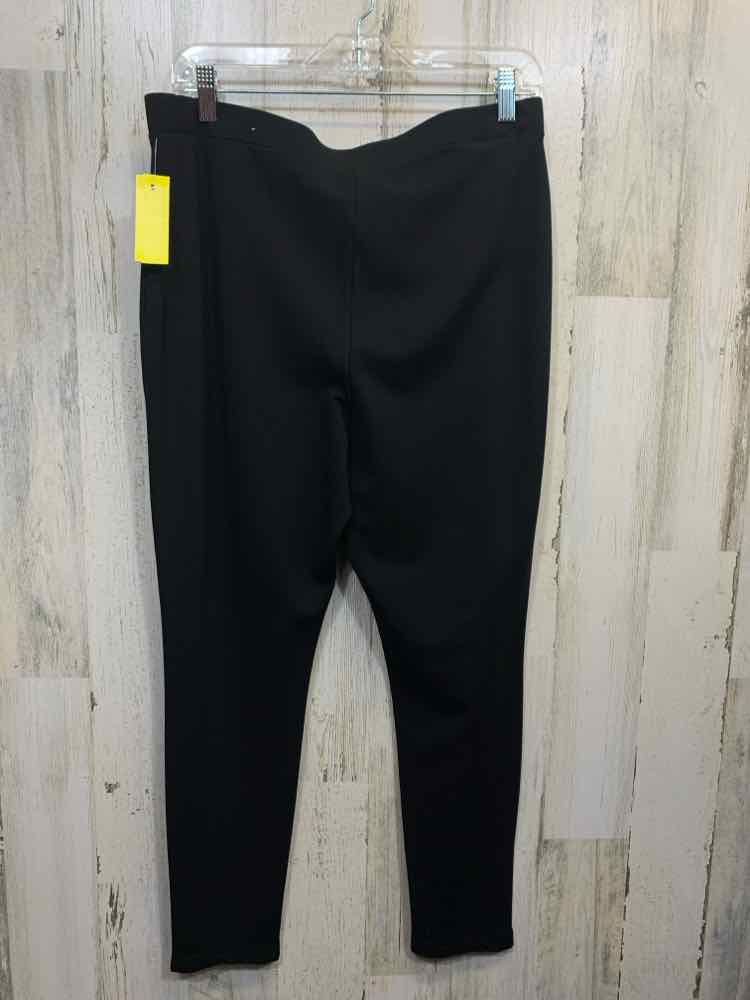 PRE-OWNED Size 2 CHICOS BOTTOMS Black Solid PANTS Pants/CASUAL BLACK STRETCHY WA