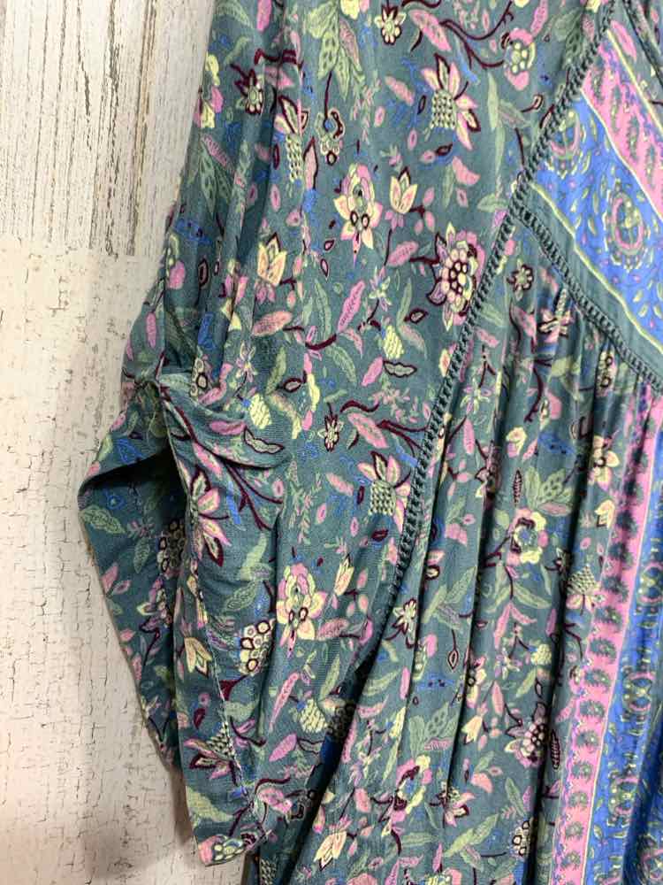 PRE-OWNED LUCKY BRAND Tops Size XL SEAFOAM/LAVENDER/WINE/BLUE 3/4 LENGTH Shirt/3