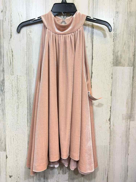 PRE-OWNED FRENCH CONNECTION Tops Size L BLUSH Velve HALTER TOP