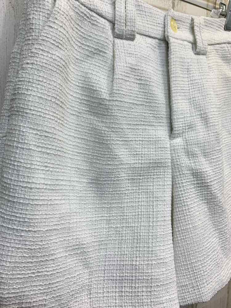 NWT Size 4 INC BOTTOMS White TWEED HIGH RISE Shorts/WHITE TWEED HIGH RISE SHORTS