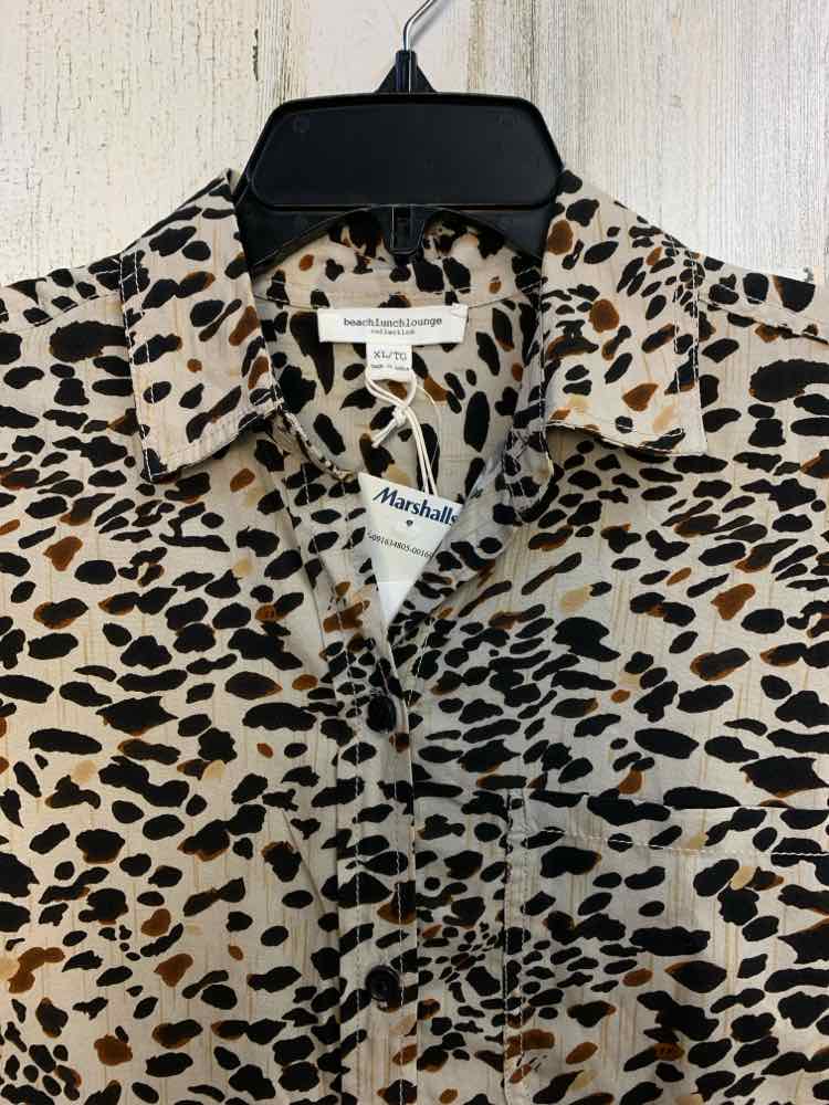 NWT BEACHLUNCHLOUNGE Tops Size XL Brown Animal Print LONG SLEEVES TOP/BUTTON UP