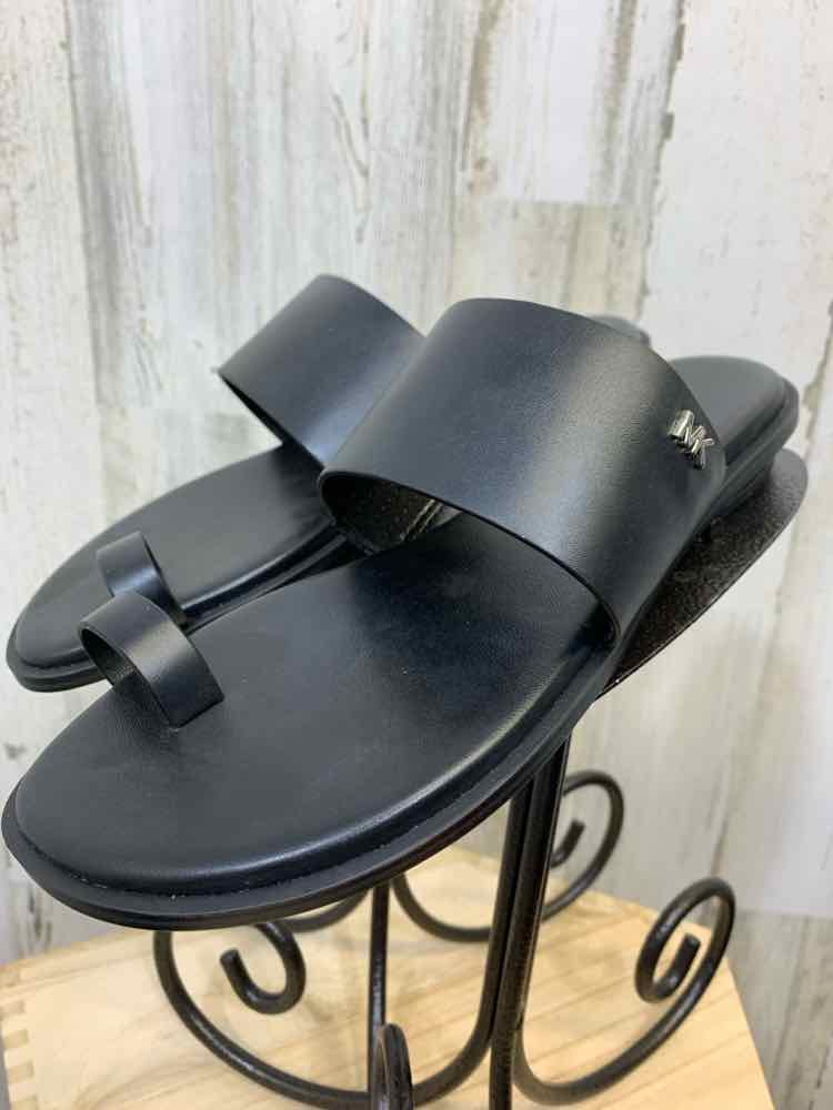NWOT MICHAEL KORS SHOES Shoe Size 6 BLK 6 Shoes