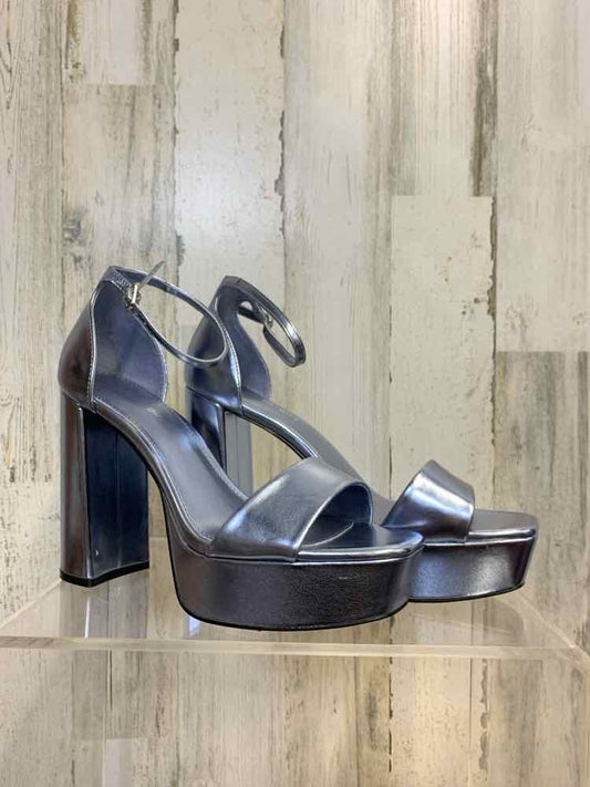 PRE-OWNED MADDEN GIRL SHOES Shoe Size 10 LIGHT BLUE PLATFORM Shoes