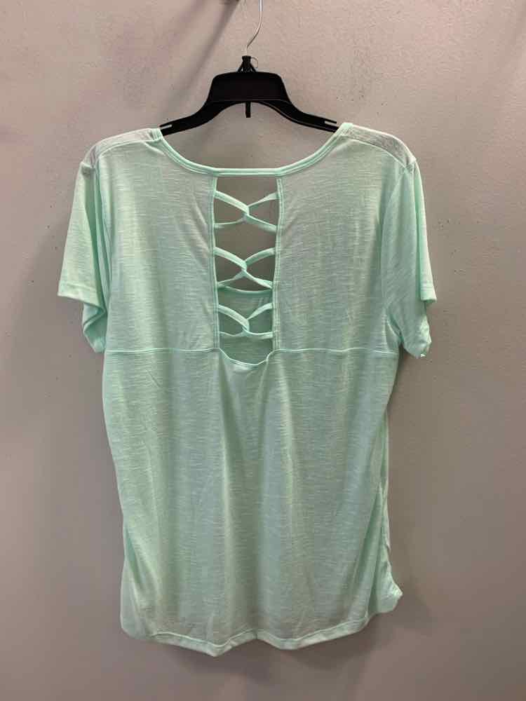 NWT MARIKA Tops Size XL MINT SHORT SLEEVES TOP