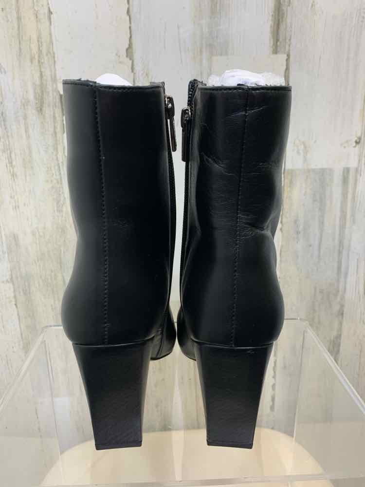 NWT VINCE CAMUTO SHOES Shoe Size 7.5 Black ANKLE Boots