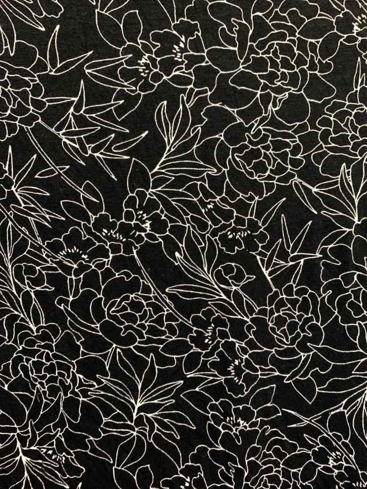 PRE-OWNED APT. 9 Tops Size XL BLK/WHT Floral VNECK Blouse