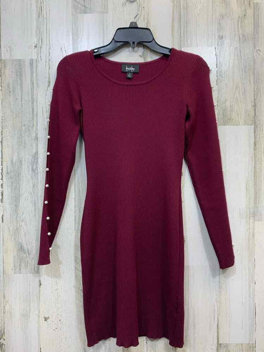PRE-OWNED BY & BY Dresses and Skirts Size M WINE RIBBED BODY CON Dress/WINE RIBB